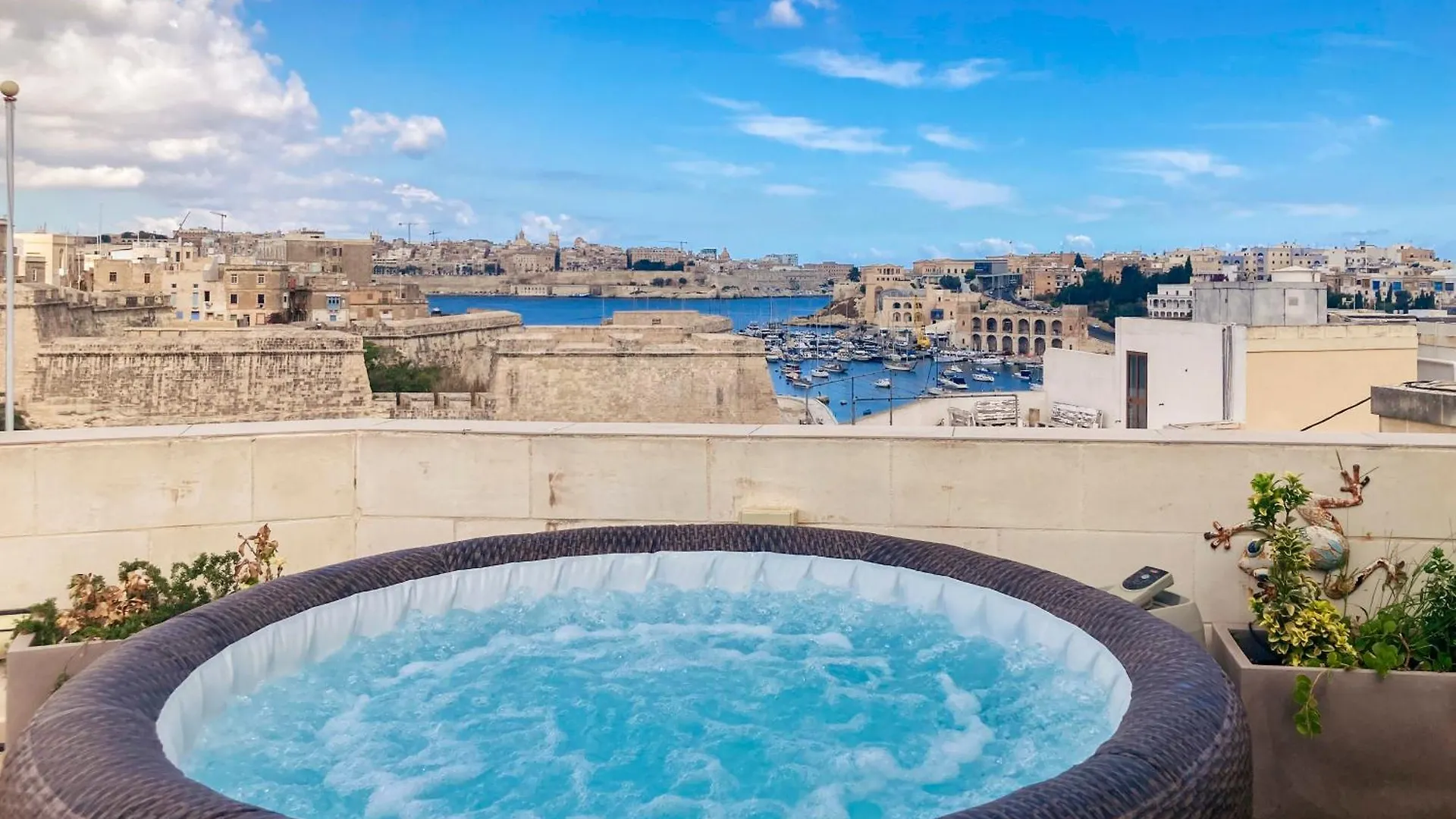 Valletta And Grand Harbour Lookout Kalkara