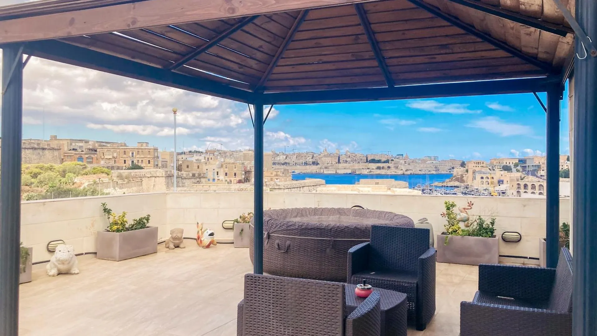 Valletta And Grand Harbour Lookout Kalkara 0*,  马耳他